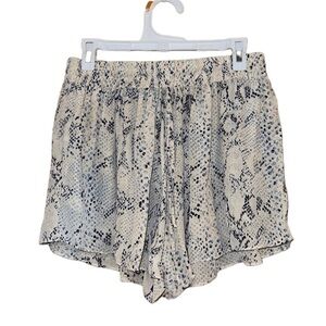 Rory Beca shorts - cream and blue shorts - size XS